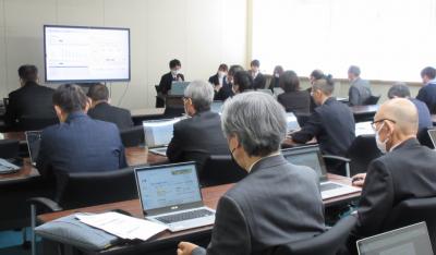 報告会の様子
