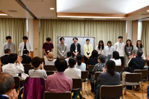 早稲田の学生の皆様
